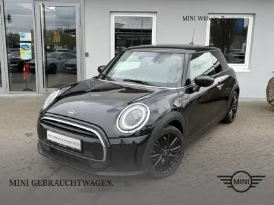 Używany Mini Cooper Classic 136 KM (100 kW) 2022 Czarny Hatchback