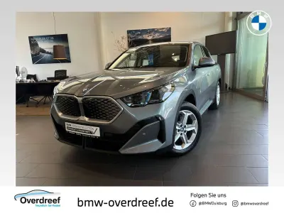 Gebraucht BMW iX2 230 kW (313 PS) 2025 Skyscraper grau metallic SUV