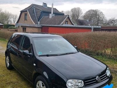 Gebraucht VW Golf IV 101 PS (74 kW) 2002 Schwarz Kleinwagen