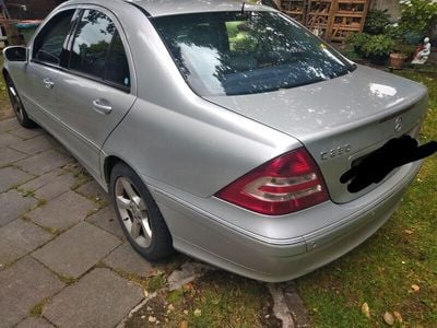 Mercedes C230