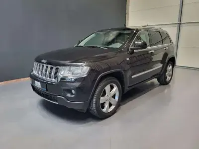 Gebraucht Jeep Grand Cherokee Overland 241 PS (177 kW) 2012 Brilliant black crystal pearl SUV