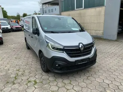 Brugt Renault Trafic Komfort 145 HK (106 kW) 2020 Sølv MPV