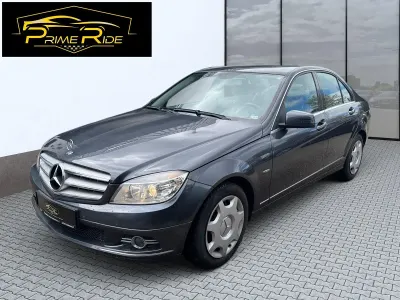 Gebraucht Mercedes C200 136 PS (100 kW) 2010 Grau Limousine