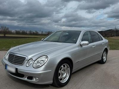 Second-hand Mercedes E240 177 CP (130 kW) 2004 Argintiu Berlinǎ