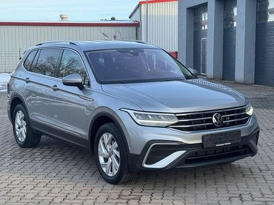 Gebraucht VW Tiguan Allspace Life 150 PS (110 kW) 2022 Silber SUV