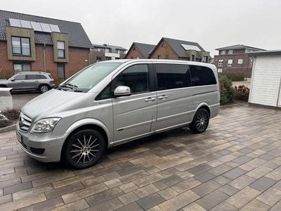 Gebraucht Mercedes Viano Edition 163 PS (119 kW) 2013 Silber Van / Kleinbus