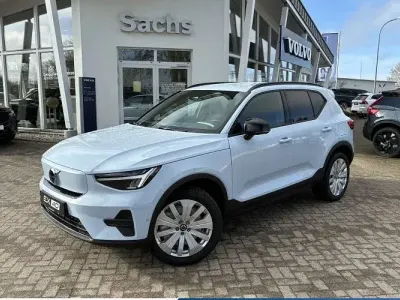 Nowe Volvo EX40 Core 175 kW (238 KM) 2026 Niebieski SUV