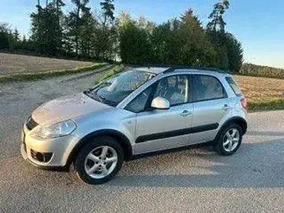 Gebraucht Suzuki SX4 Comfort 120 PS (88 kW) 2009 Silber Kleinwagen