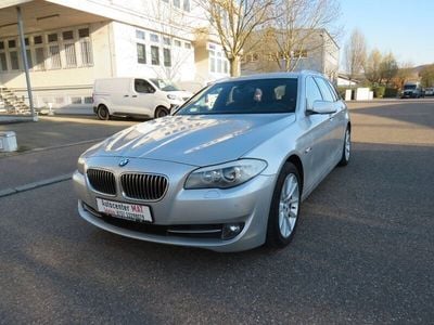Silber Gebraucht 2012 BMW 520 Sport Line Kombi | 9.950 € (Fairer Preis)