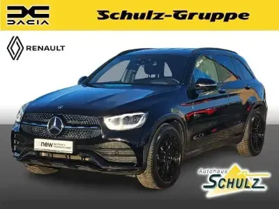 Używany Mercedes GLC300 AMG line 245 KM (180 kW) 2020 Czarny SUV