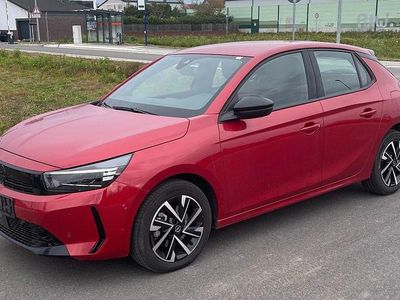 Rot Gebraucht 2024 Opel Corsa Kleinwagen | 15.400 € (Guter Preis)
