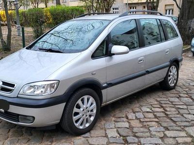 Usata Opel Zafira 125 CV (91 kW) 2003 Monovolume