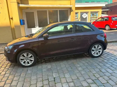 Gebraucht Audi A1 Ambition 122 PS (89 kW) 2011 Violet Kleinwagen