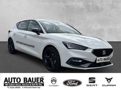 Neu Seat Leon Black Edition 150 PS (110 kW) 2025 Weiß Limousine