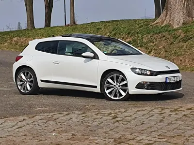 Gebraucht VW Scirocco Edition 200 PS (147 kW) 2010 Weiß Coupé