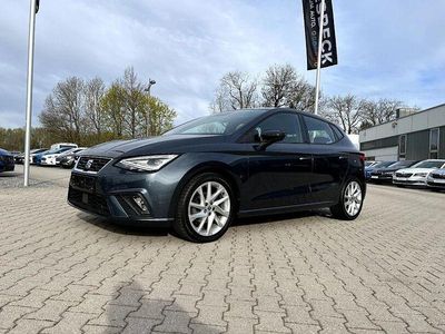 Gebraucht Seat Ibiza FR 110 PS (80 kW) 2024 Magnetic tech grau metallic Kleinwagen