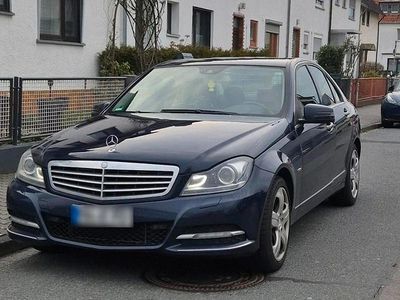 Gebraucht Mercedes C350 Elegance 306 PS (225 kW) 2011 Blau Limousine