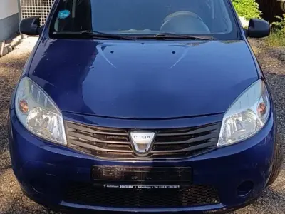 Gebraucht Dacia Sandero 75 PS (55 kW) 2009 Blau Kleinwagen