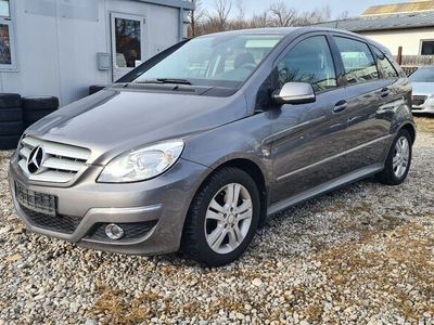 gebraucht Mercedes B200 CDI mit 140 PS Automatik Getriebe PDC AHK