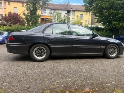 Gebraucht Opel Omega Sport 211 PS (155 kW) 1996 Schwarz Limousine