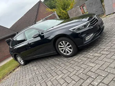 Gebraucht VW Passat 150 PS (110 kW) 2020 Schwarz Kombi