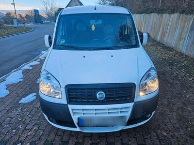 Weiß Gebraucht 2007 Fiat Doblò Van / Kleinbus | 2.950 € (Etwas zu teuer)
