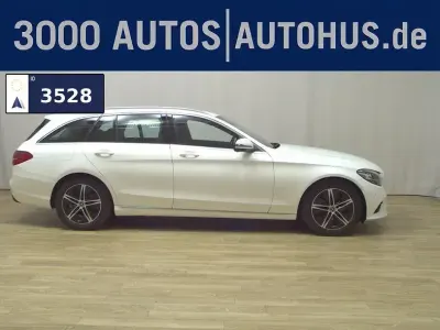 Gebraucht Mercedes C220 Avantgarde 194 PS (142 kW) 2021 Weiss Kombi
