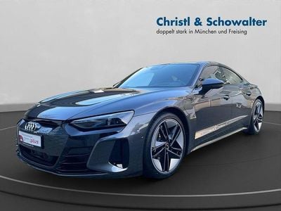 Grau Gebraucht 2024 Audi e-tron GT quattro Sport Limousine | 79.811 € (Teuer)