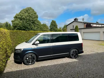 Gebraucht VW Multivan 204 PS (150 kW) 2017 Weiß Van / Kleinbus