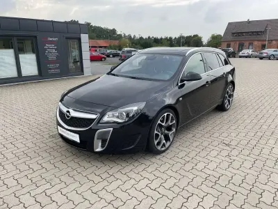 Gebraucht Opel Insignia OPC 325 PS (239 kW) 2014 Schwarz Kombi
