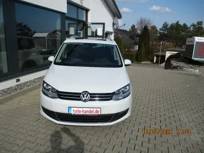 Gebraucht VW Sharan 140 PS (102 kW) 2015 Weiß Van / Kleinbus