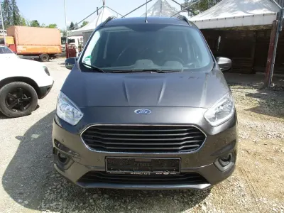 Gebraucht Ford Tourneo Courier Titanium 101 PS (74 kW) 2020 Grau Van / Kleinbus