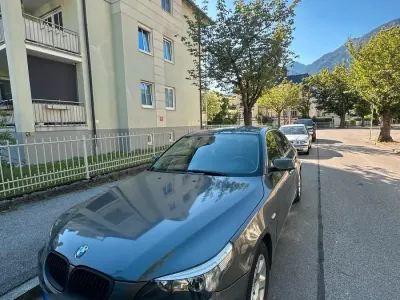 Gebraucht BMW 525 177 PS (130 kW) 2004 Grau Limousine
