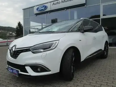 Gebraucht Renault Scénic IV Black Edition 140 PS (102 kW) 2020 Weiß Van / Kleinbus