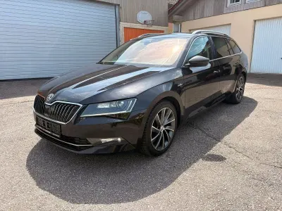 Gebraucht Skoda Superb LAURIN & KLEMENT 190 PS (139 kW) 2016 Schwarz Kombi