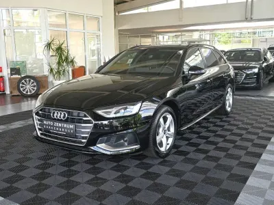 Używany Audi A4 S-Line 163 KM (119 kW) 2022 Czarny Sedan/Limuzyna