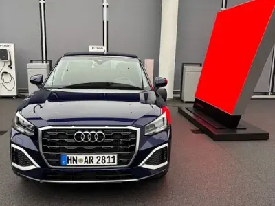 Gebraucht Audi Q2 Sport 150 PS (110 kW) 2024 Blau SUV