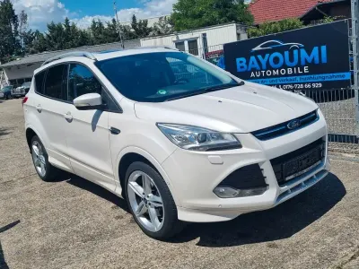 Gebraucht Ford Kuga Individual 179 PS (131 kW) 2016 Weiß SUV