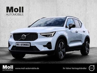 Blau Gebraucht 2023 Volvo XC40 Plus SUV | 35.480 € (Guter Preis)