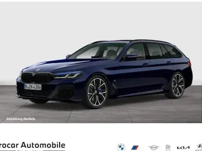 Second-hand BMW 540 Shadowline 333 CP (244 kW) 2023 Albastru Break