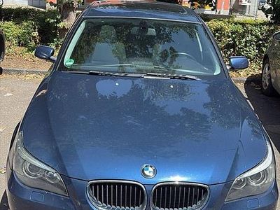 BMW 523