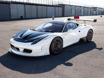 Weiß Gebraucht 2011 Ferrari 458 | 135.000 €