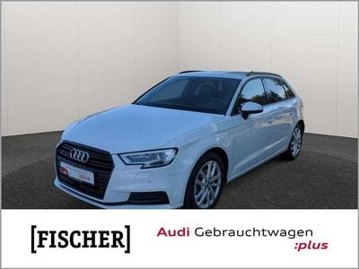 Gletscherweiß metallic Gebraucht 2019 Audi A3 Design Limousine | 19.987 € (Fairer Preis)