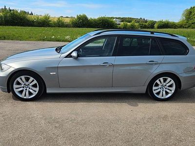 Usata BMW 330 Shadowline 231 CV (169 kW) 2006 Blu Station wagon
