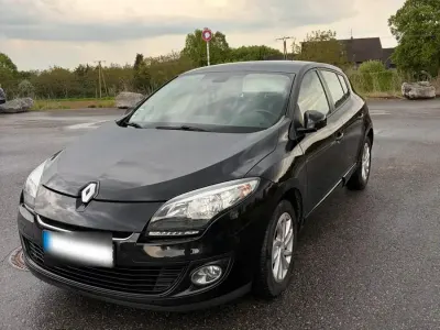 Gebraucht Renault Mégane Initiale Paris 116 PS (85 kW) 2013 Schwarz Limousine
