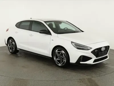 Nouă Hyundai i30 N Line 140 CP (102 kW) 2025 Alb Berlinǎ