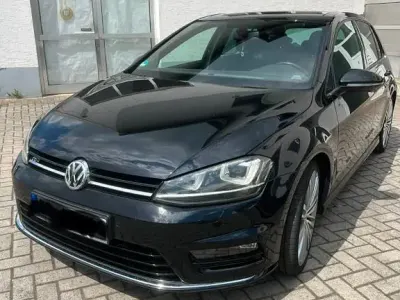 Gebraucht VW Golf VII Highline 150 PS (110 kW) 2015 Schwarz Limousine