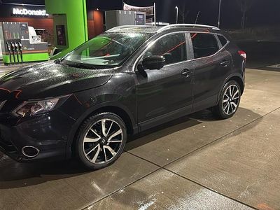 Gebraucht Nissan Qashqai 131 PS (96 kW) 2015 SUV