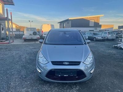 Gebraucht Ford S-MAX Titanium 163 PS (119 kW) 2015 Silber Van / Kleinbus