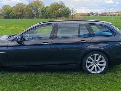 Second-hand BMW 530 Performance 258 CP (189 kW) 2012 Gri Break